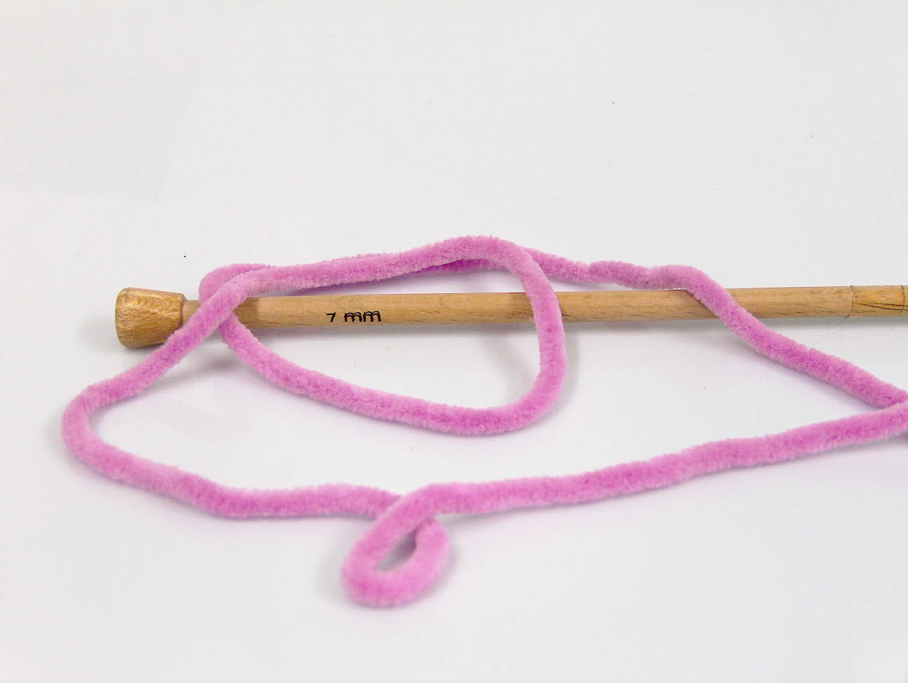 Chenille Baby Orchid Sku:fnt2-58883