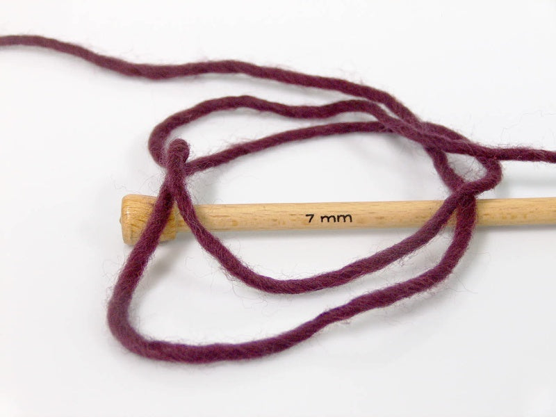 Felting Wool Maroon fnt2-58885