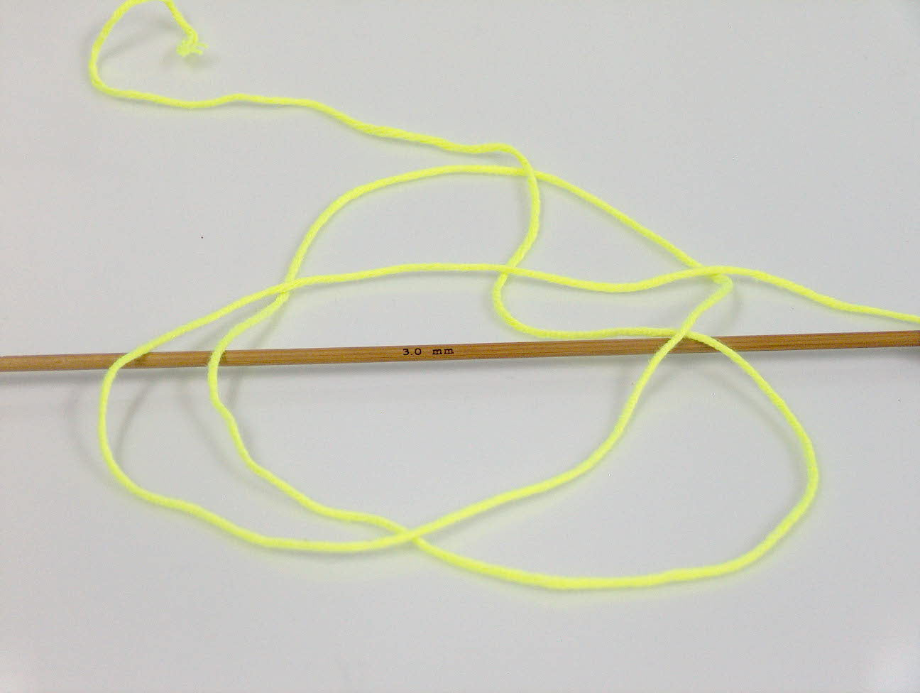 Amigurumi Cotton 25 Neon Yellow Sku:fnt2-62406