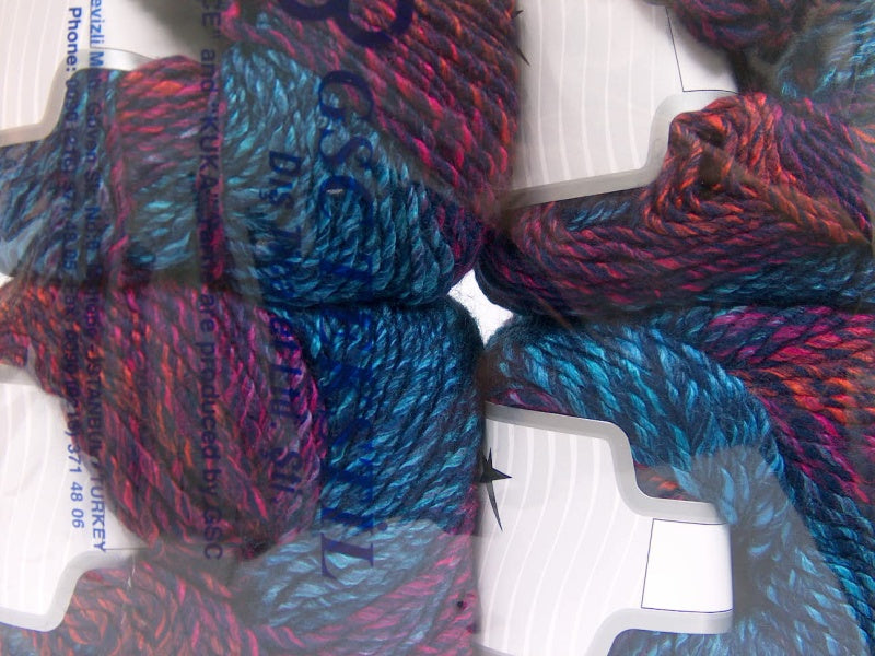 Roseto Worsted Navy, Turquoise, Pink, Orange fnt2-63459