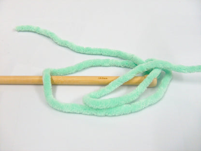 Chenille Superbulky Light Green fnt2-64524