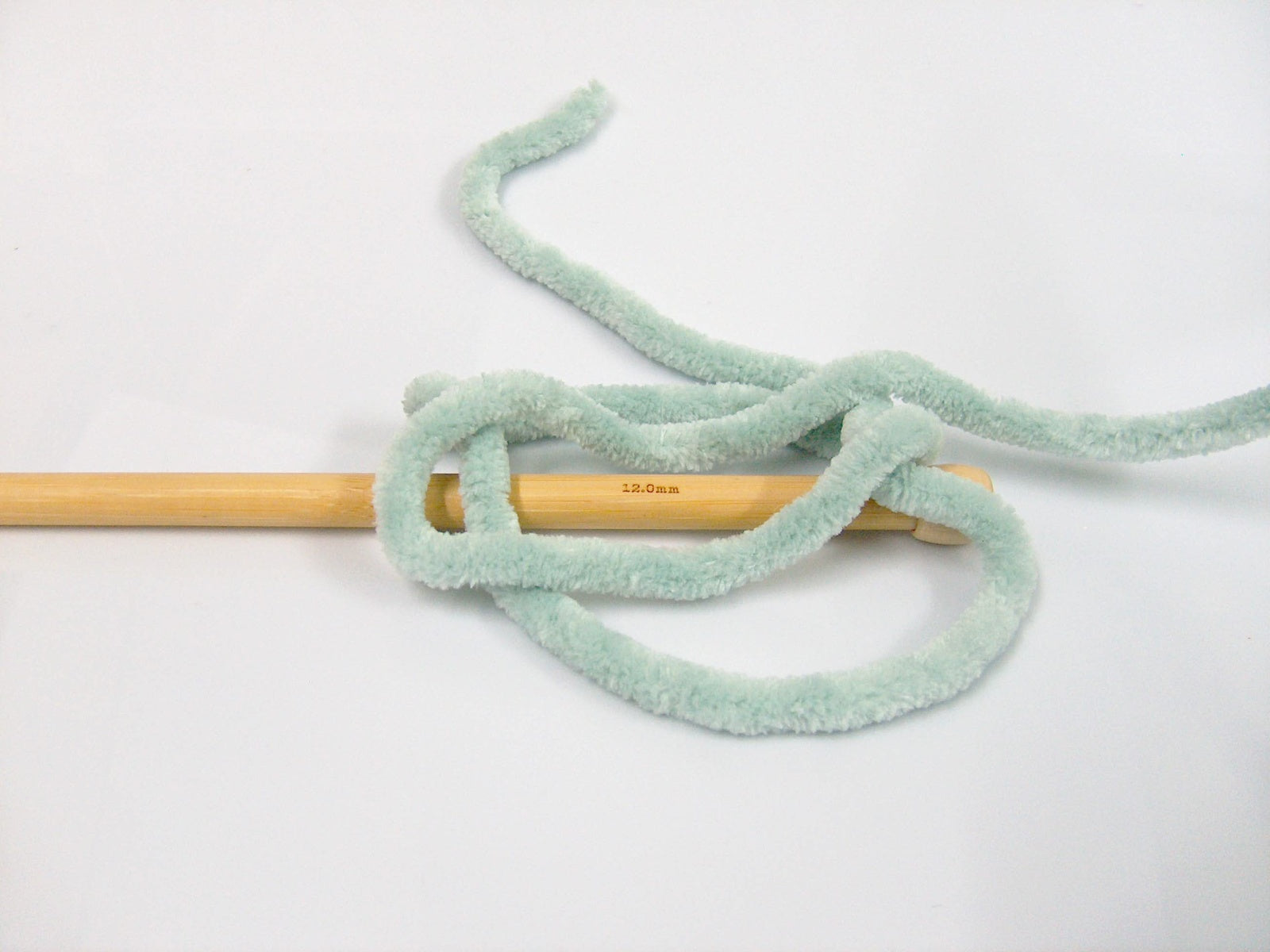 Chenille Superbulky Mint Green fnt2-64525