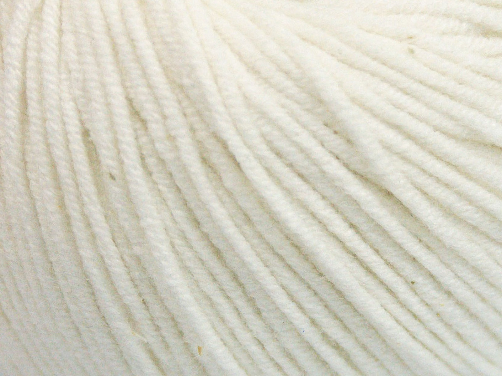 Alara White fnt2-65002