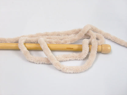 Chenille Superbulky Light Beige fnt2-65142