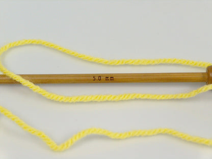 Favorite Yellow Worsted fnt2-67466