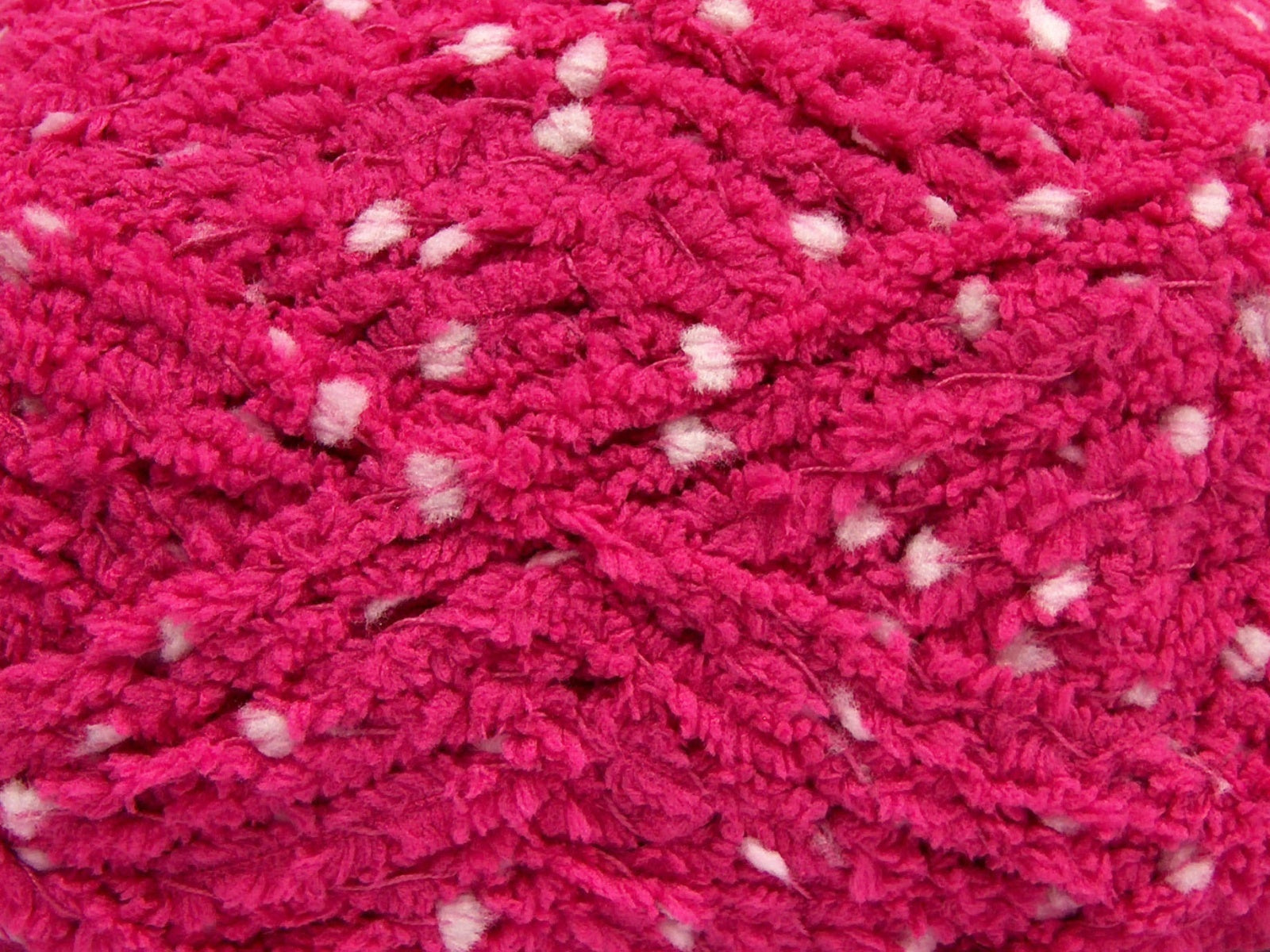 Puffy PomPom Fuchsia fnt2-67492