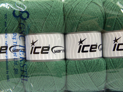 Favorite Light Green Worsted fnt2-67796