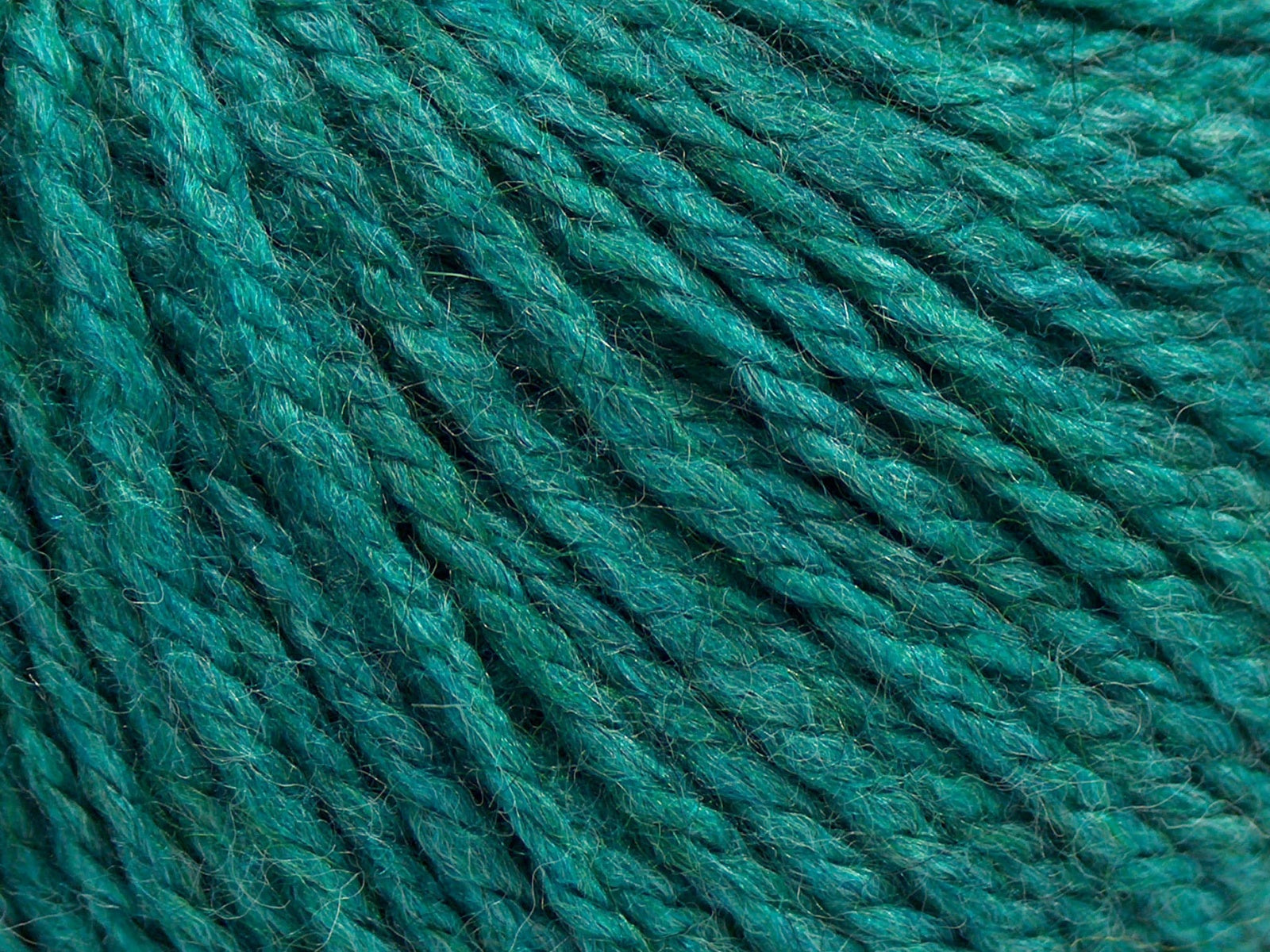 Alpaca Light Emerald Green Sku:fnt2-67985