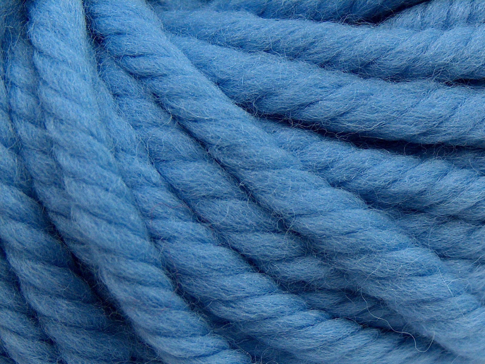 Jumbo Pure Wool Light Blue fnt2-68011