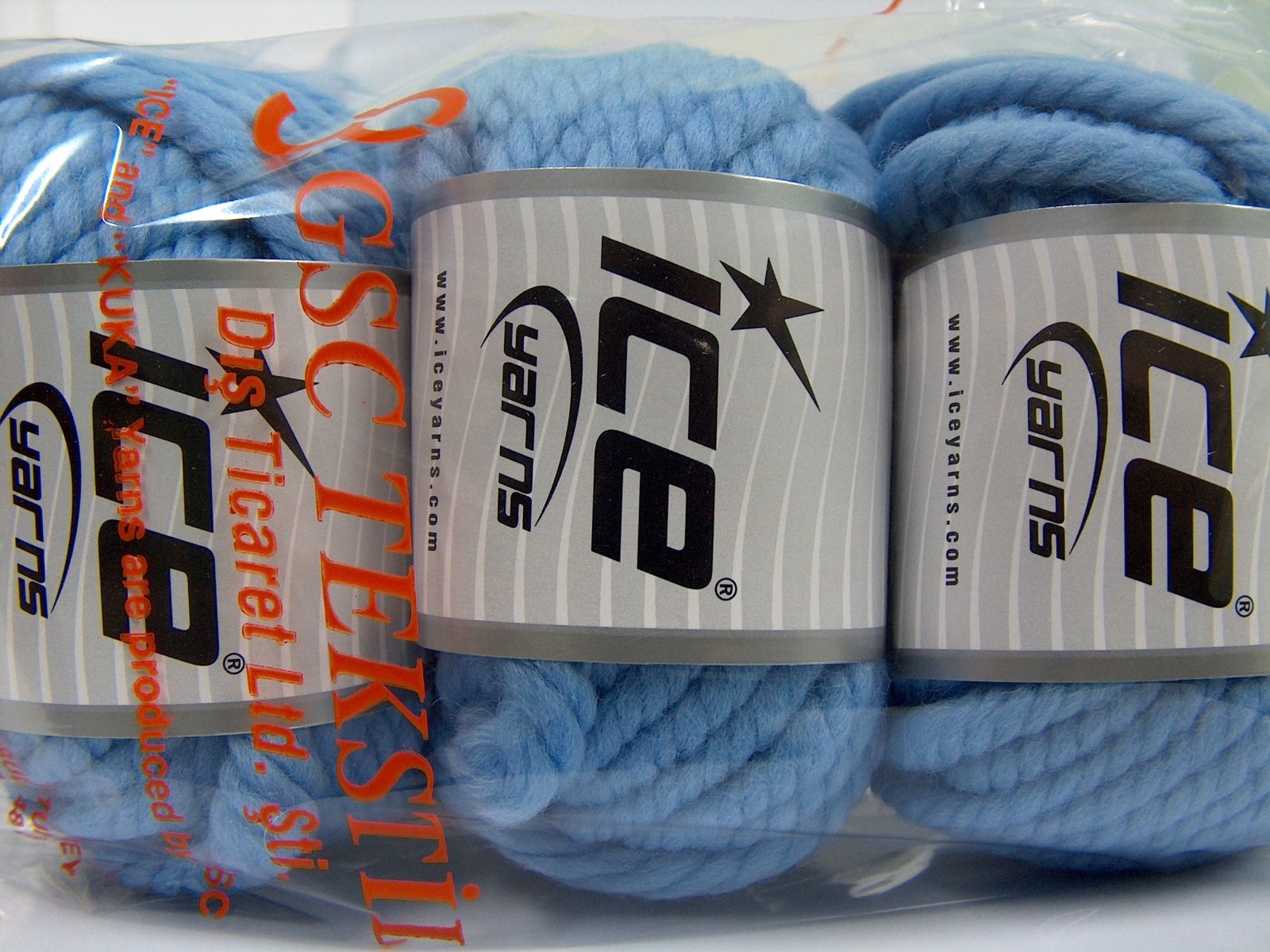 Jumbo Pure Wool Light Blue fnt2-68011