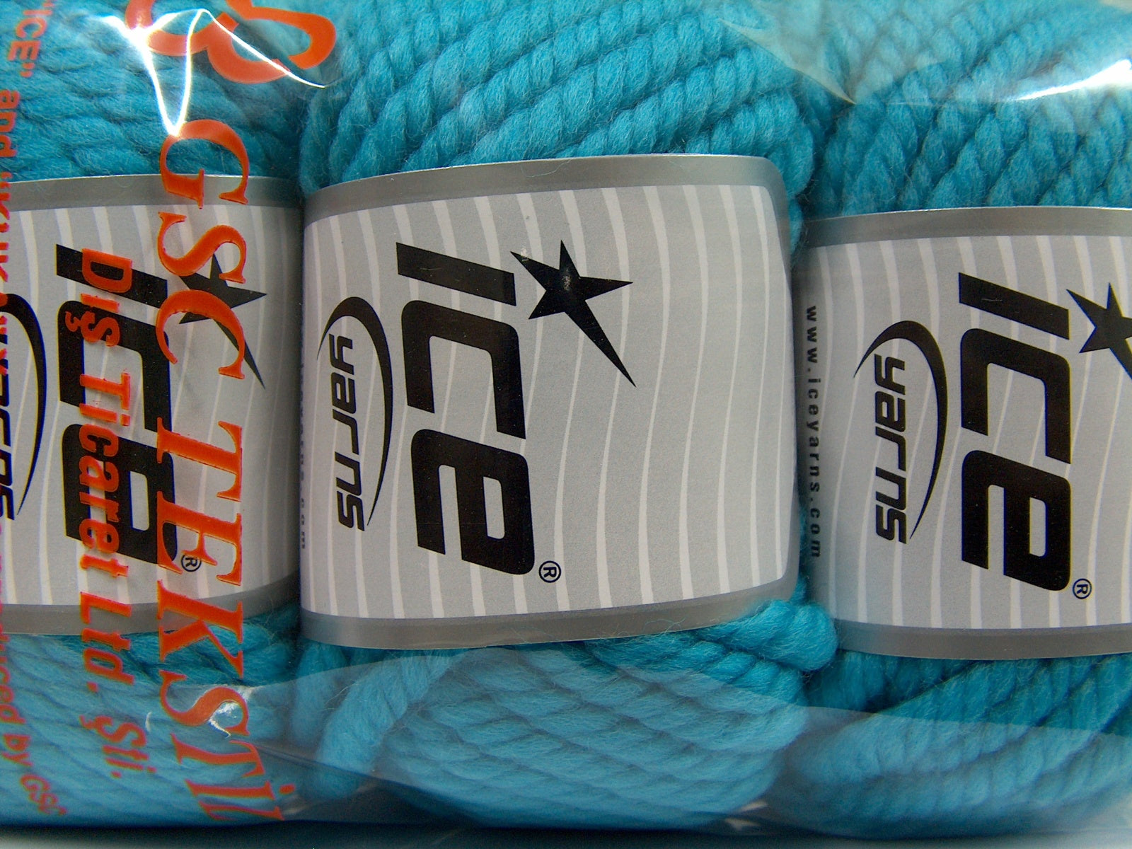 Jumbo Pure Wool Turquoise fnt2-68012