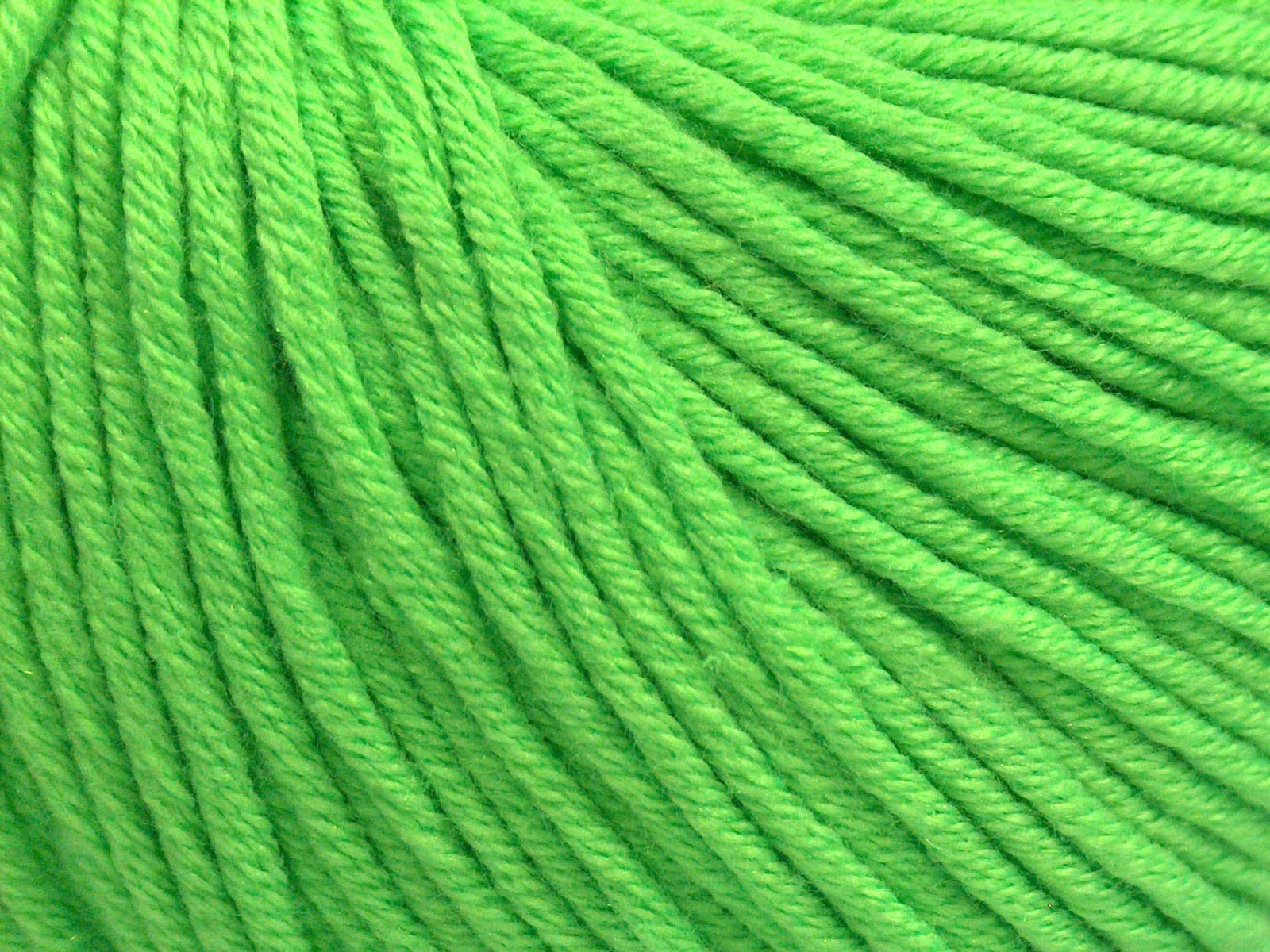 Baby Summer DK Neon Green fnt2-68195