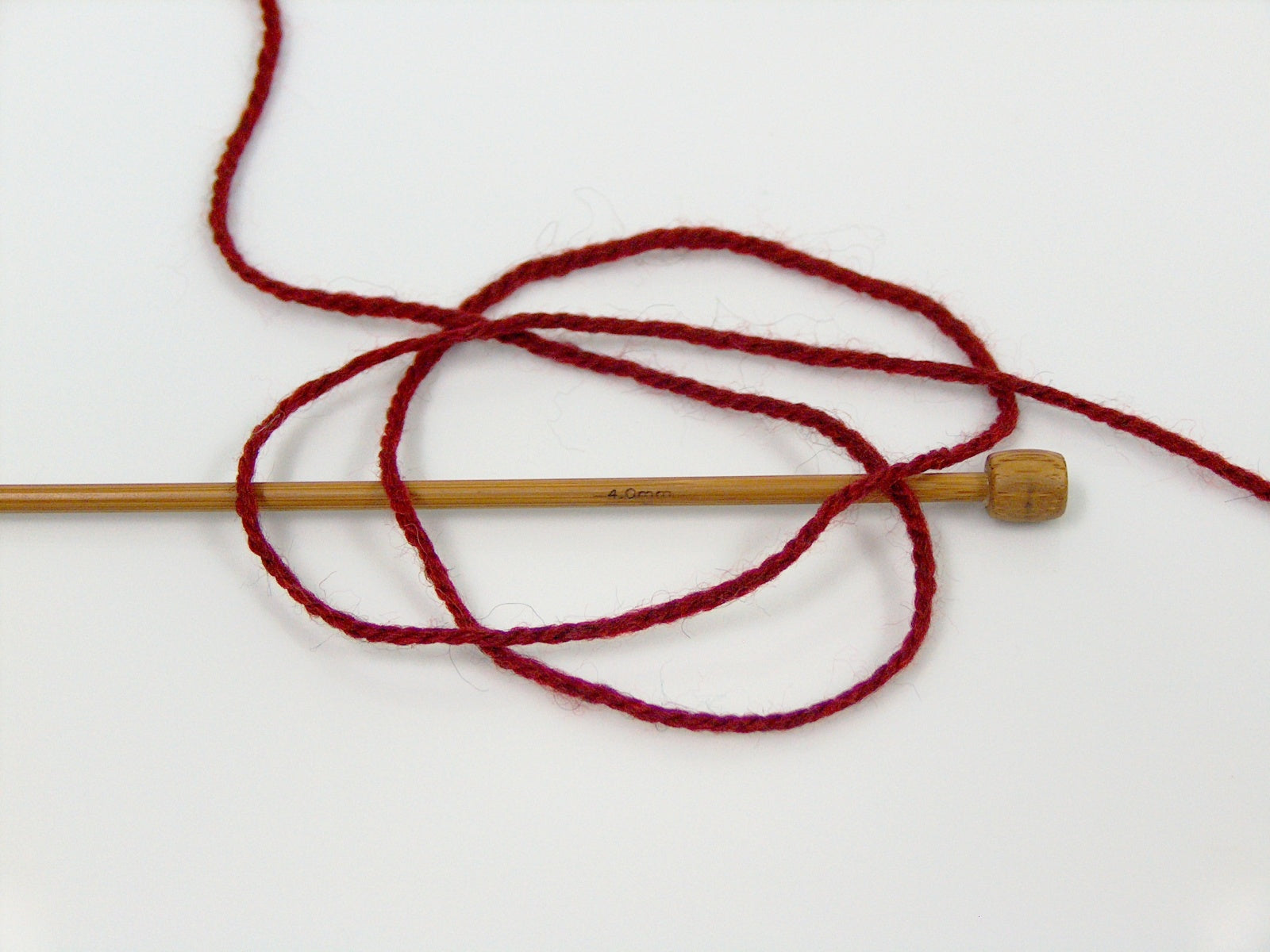 Alpaca Light Ruby Red Sku:fnt2-68243