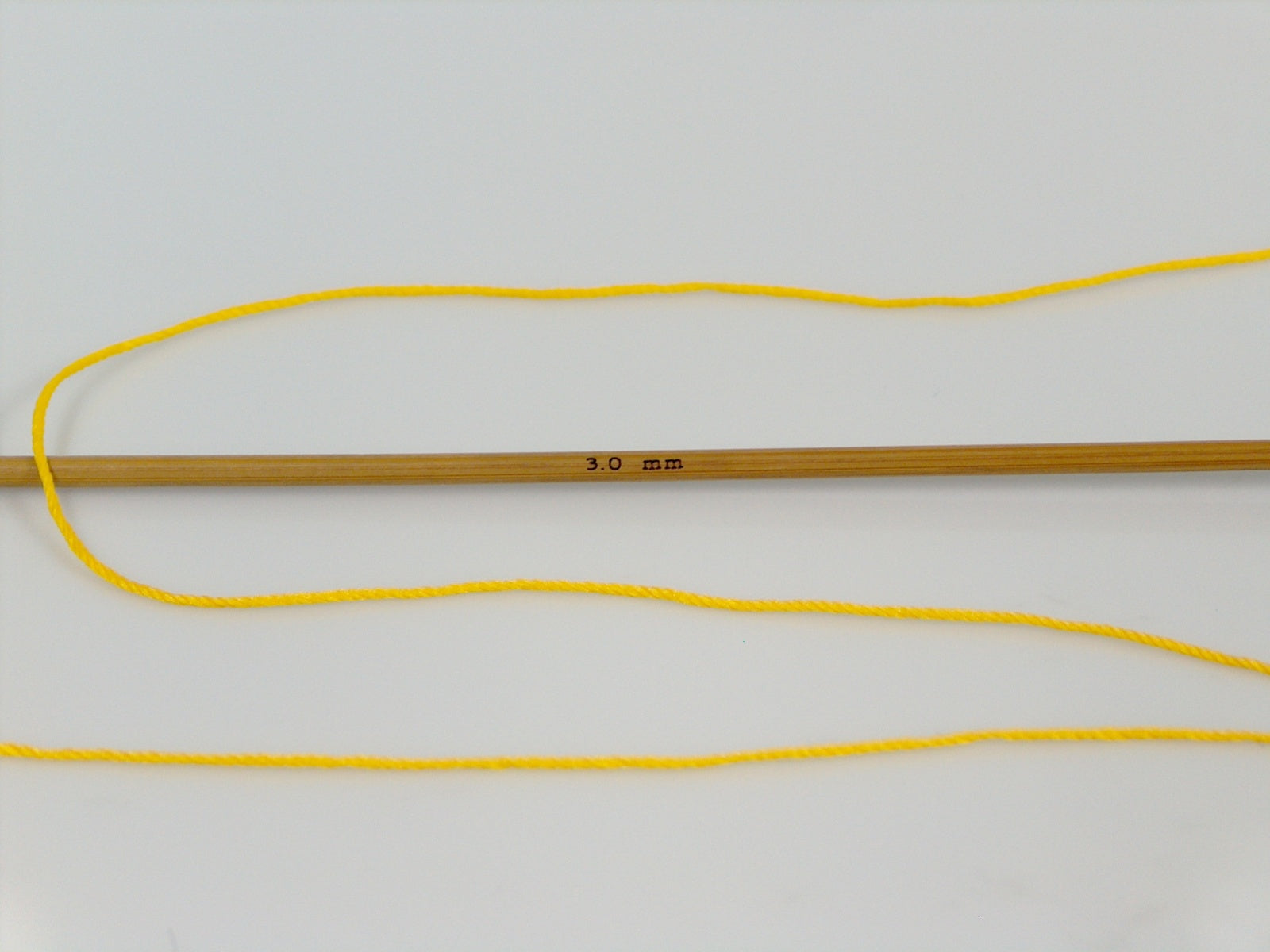 Crafty Yellow fnt2-68681