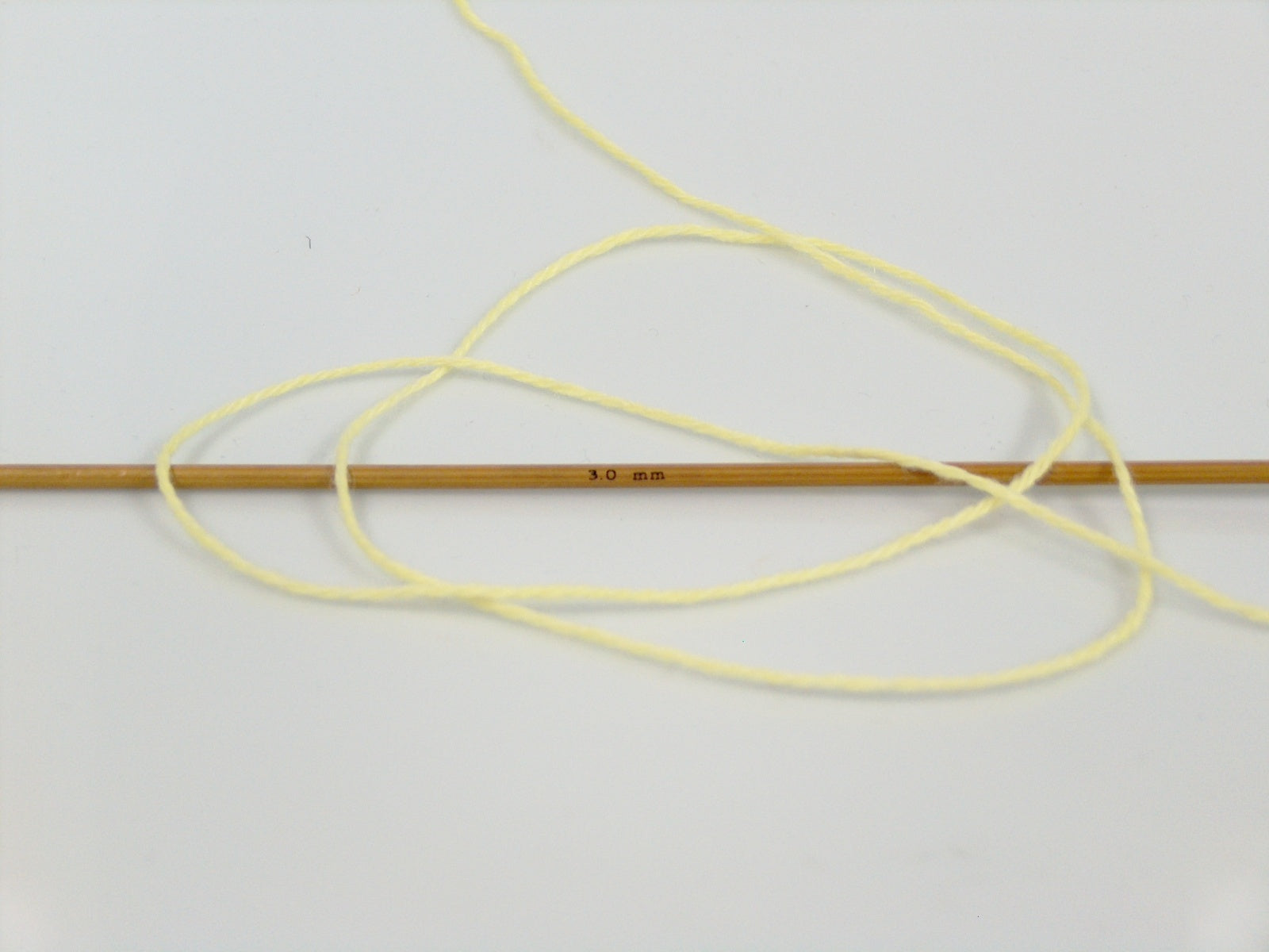 Milano Fine Light Yellow fnt2-68714