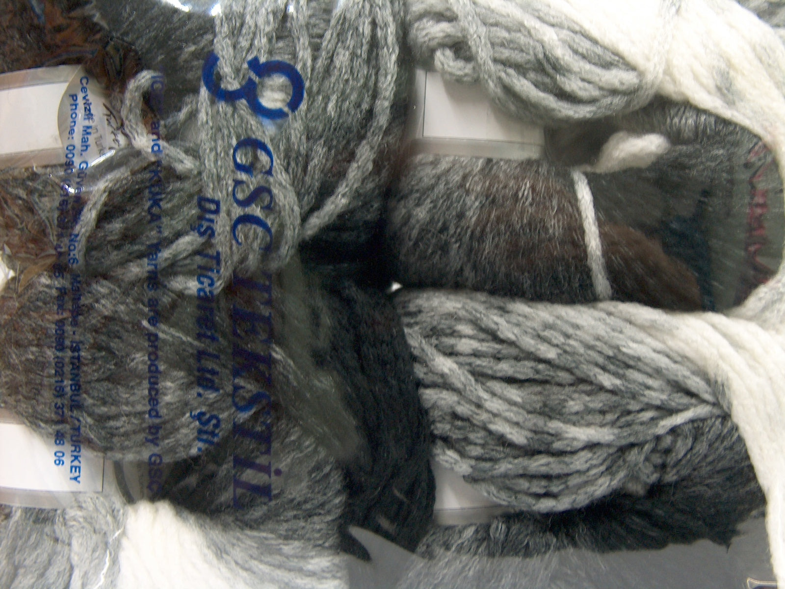 Nordic Black, Grey, White fnt2-69516