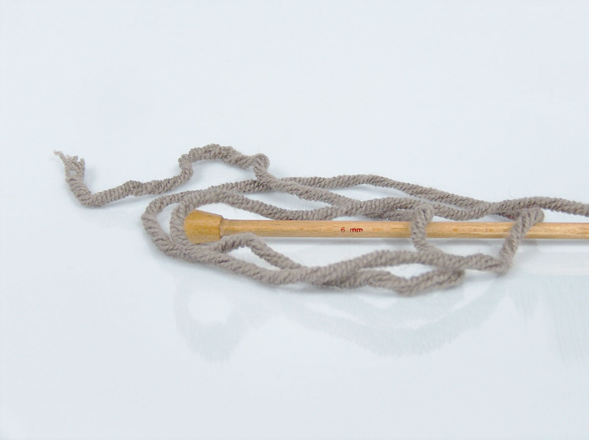 Classic Wool Bulky Light Camel fnt2-73810