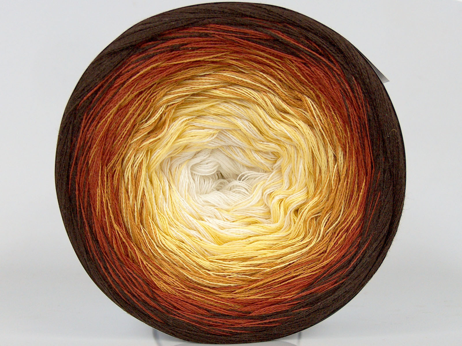 Cakes Cotton Fine White, Yellow, Brown Shades fnt2-76085