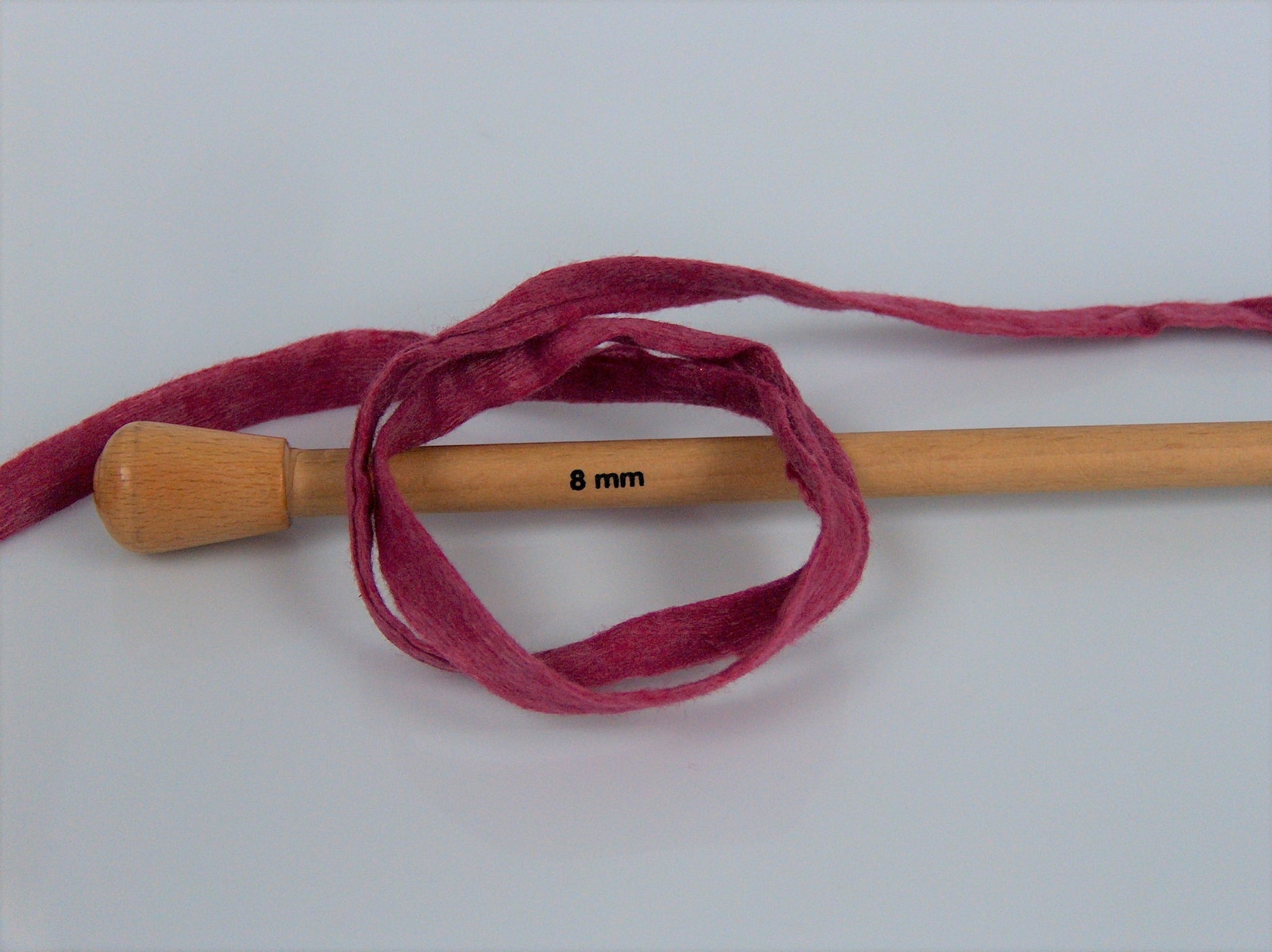 Paper Ribbon Fuchsia fnt2-77154