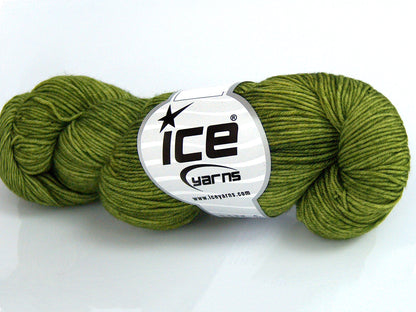Hand Dyed Merino Extrafine Jade Green fnt2-77183