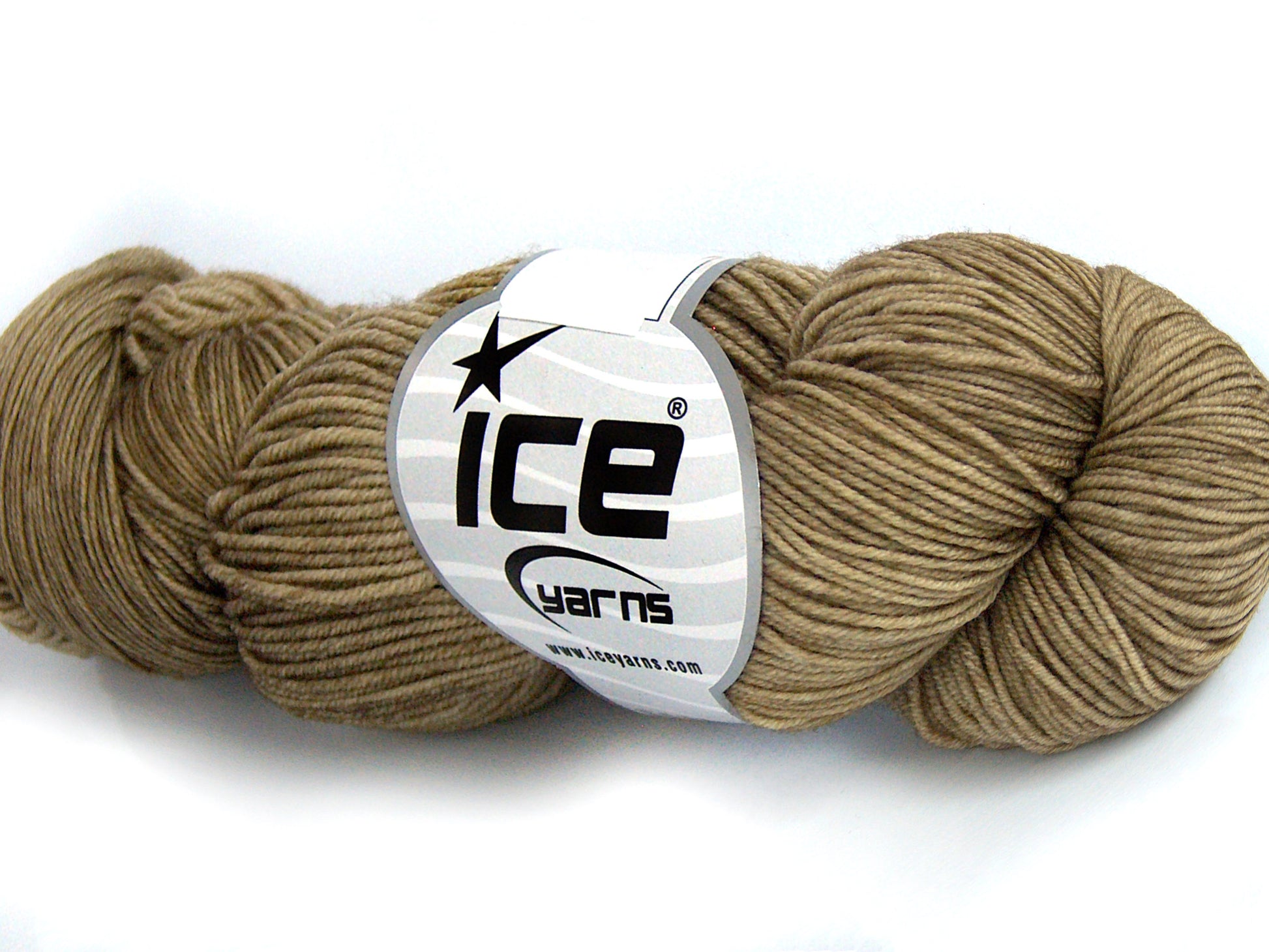 Hand Dyed Merino Extrafine Pale Olive Green fnt2-77184