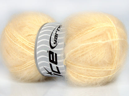 Mohair Classic Cream fnt2-77443