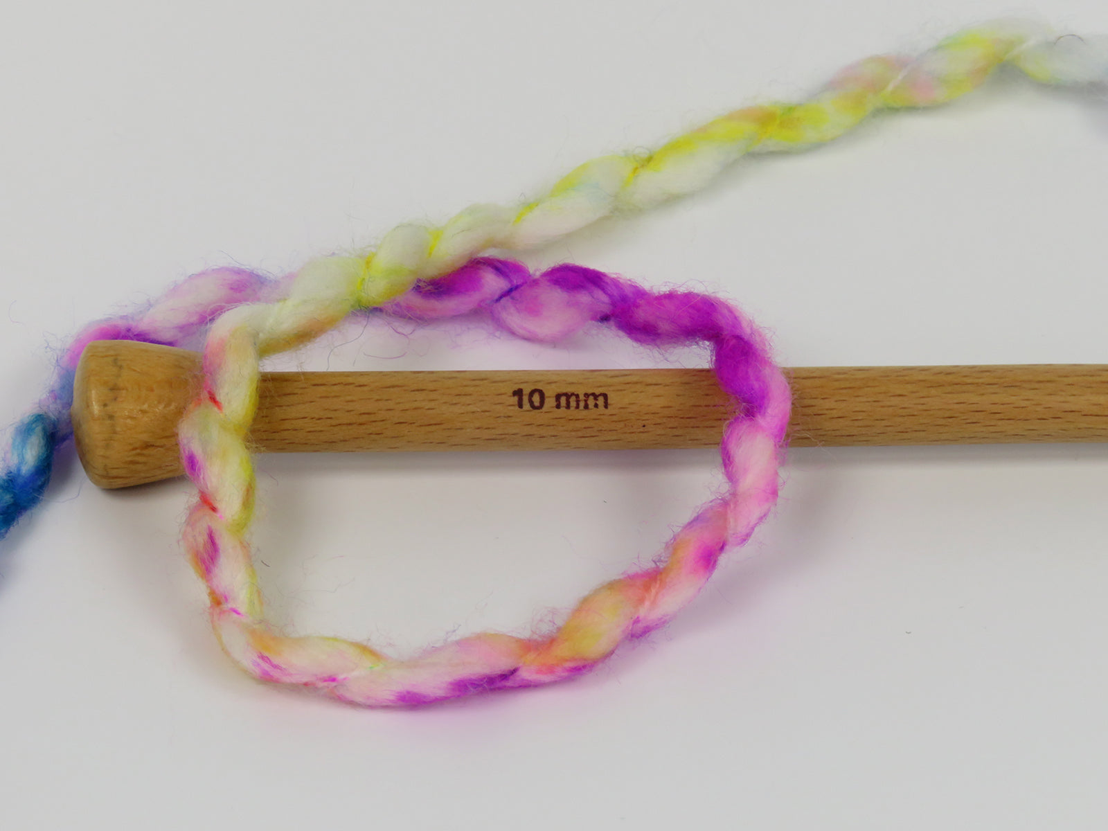 Alpine Wool Color Turquoise, Fuchsia, Green, White fnt2-77913