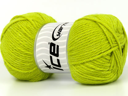 Superwash Wool Bamboo Pistachio Green fnt2-77988