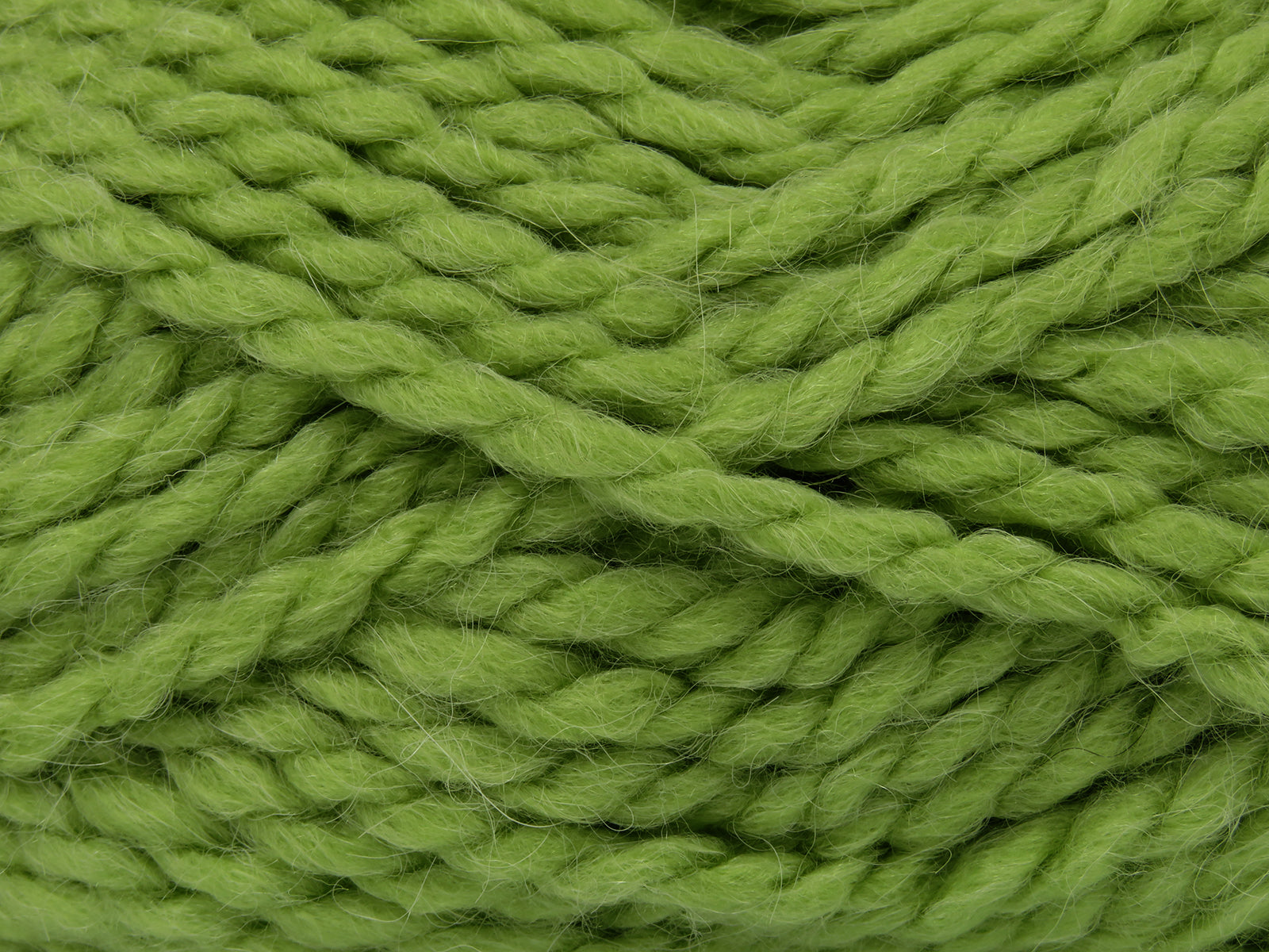 Alpaca Superchunky Pistachio Green fnt2-78025