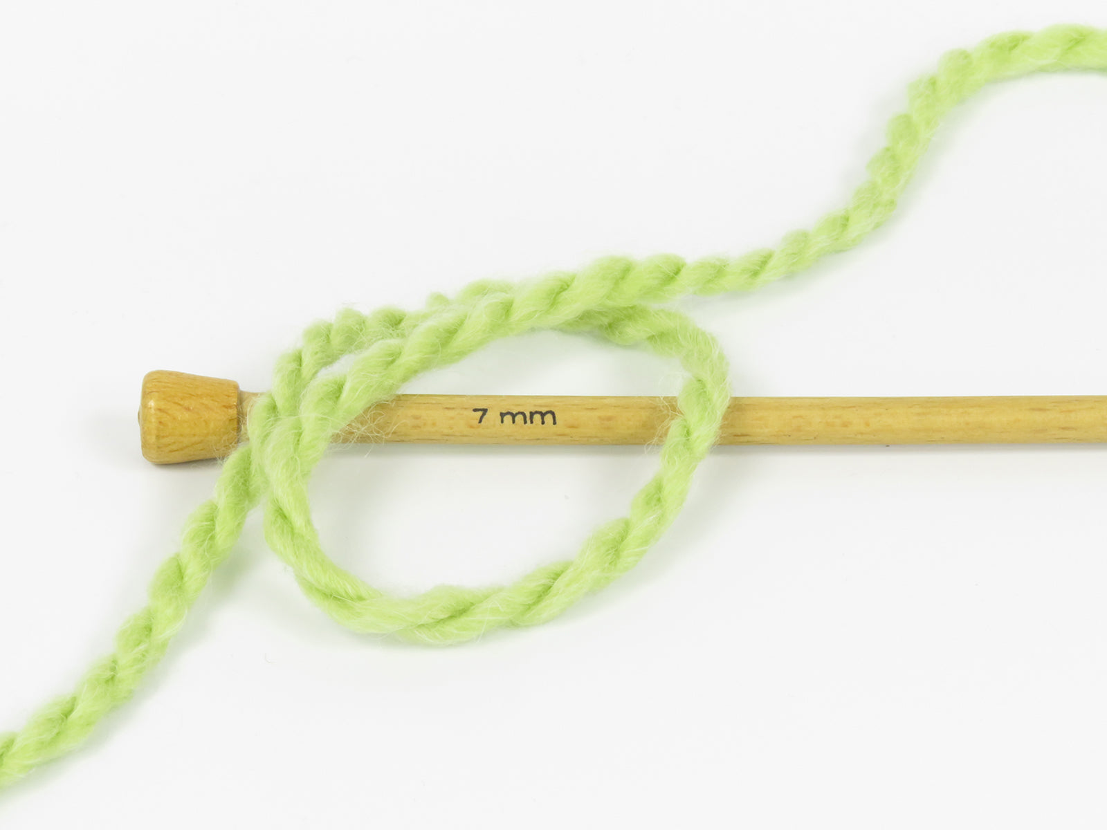 Alpaca Superchunky Pistachio Green fnt2-78025