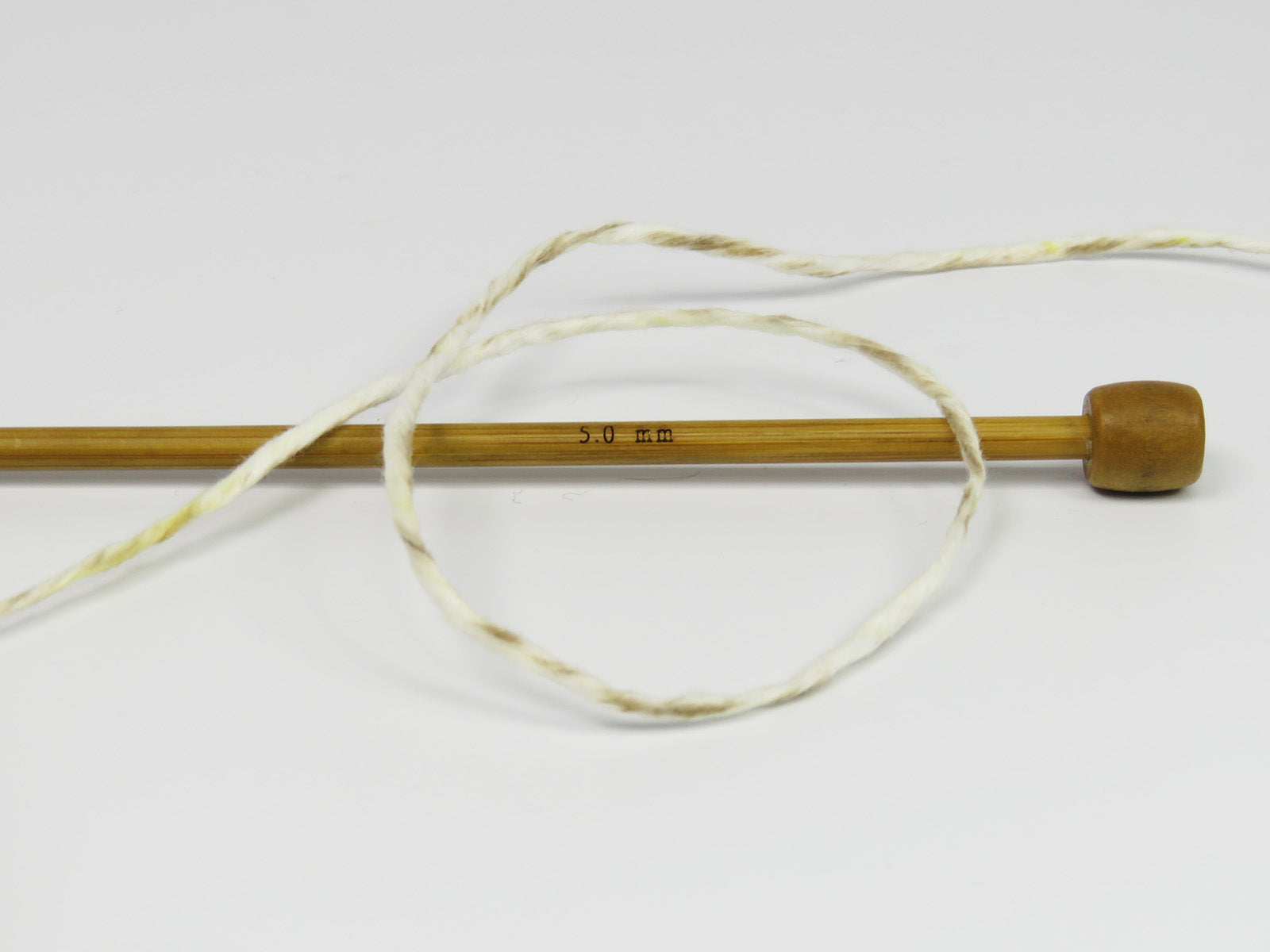 Raffia Twist Color Yellow, White, Camel fnt2-79381
