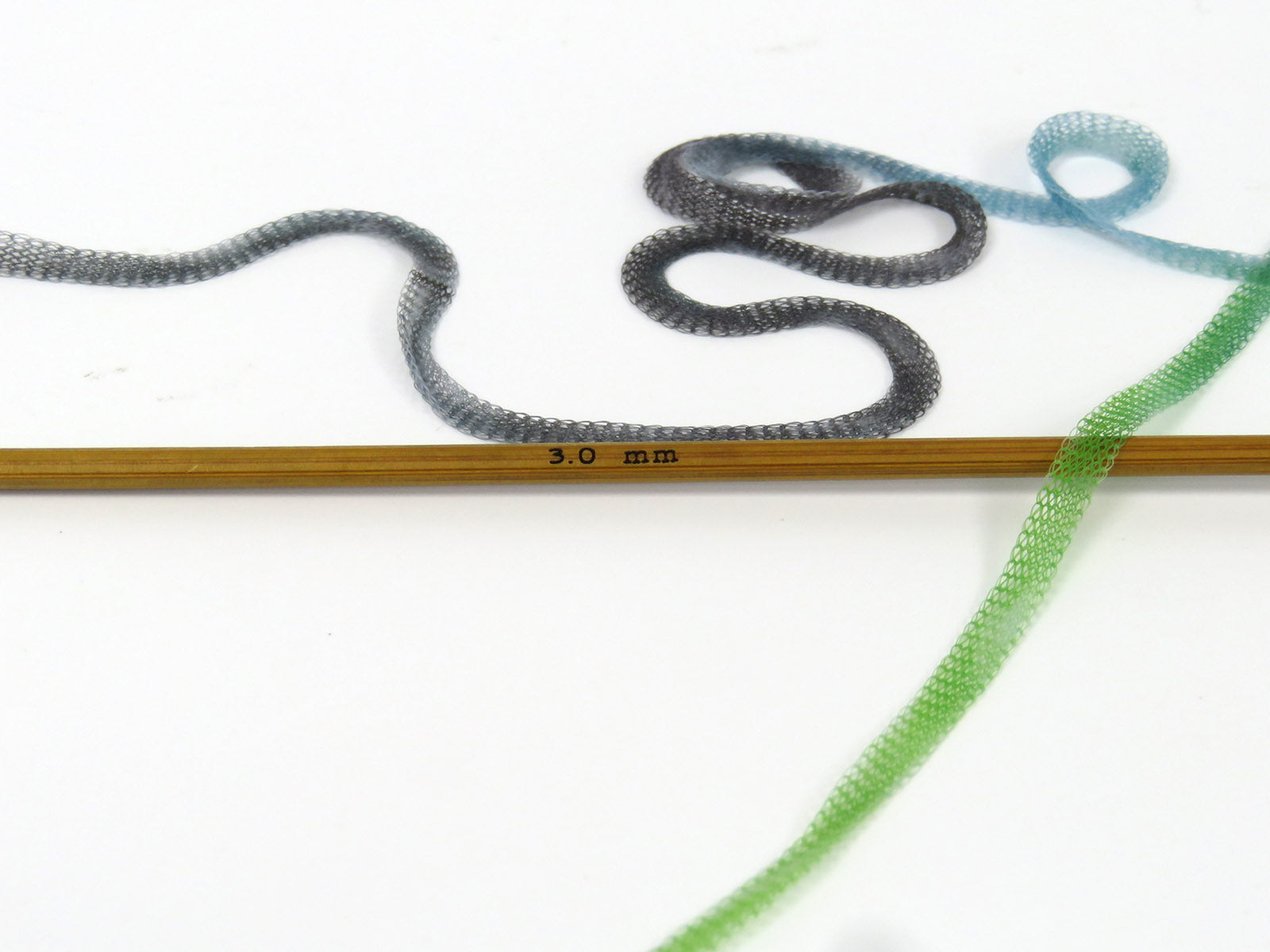 Aria Fresca Black, Grey, Blue Shades, Green fnt2-80167