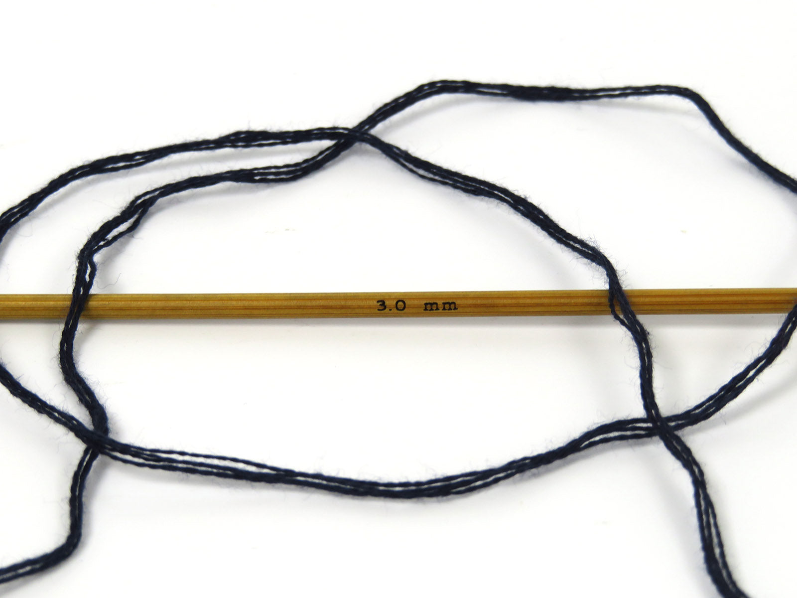 Cakes Cotton Fine Blue Shades, White fnt2-80309