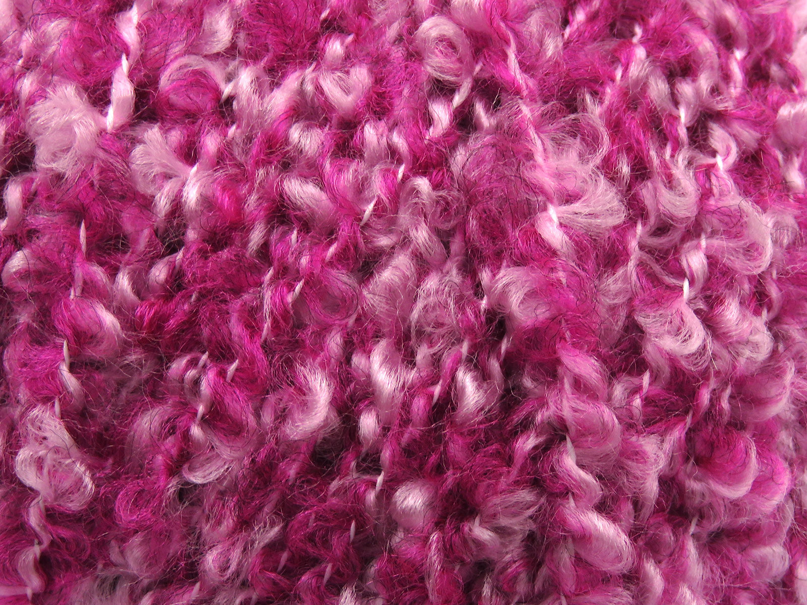 Alpaca Boucle Pink Shades fnt2-80368