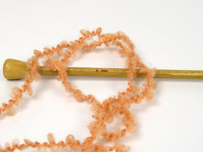 Alpaca Boucle Light Orange fnt2-80381