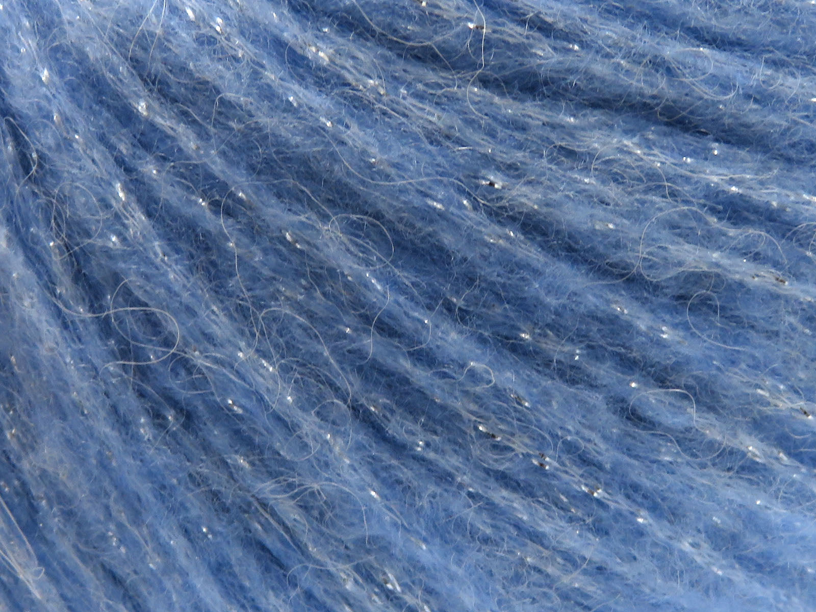 Charm Blue fnt2-80427