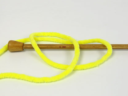 Chenille Baby Neon Yellow fnt2-81160
