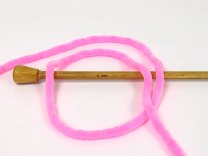 Chenille Baby Neon Pink fnt2-81170