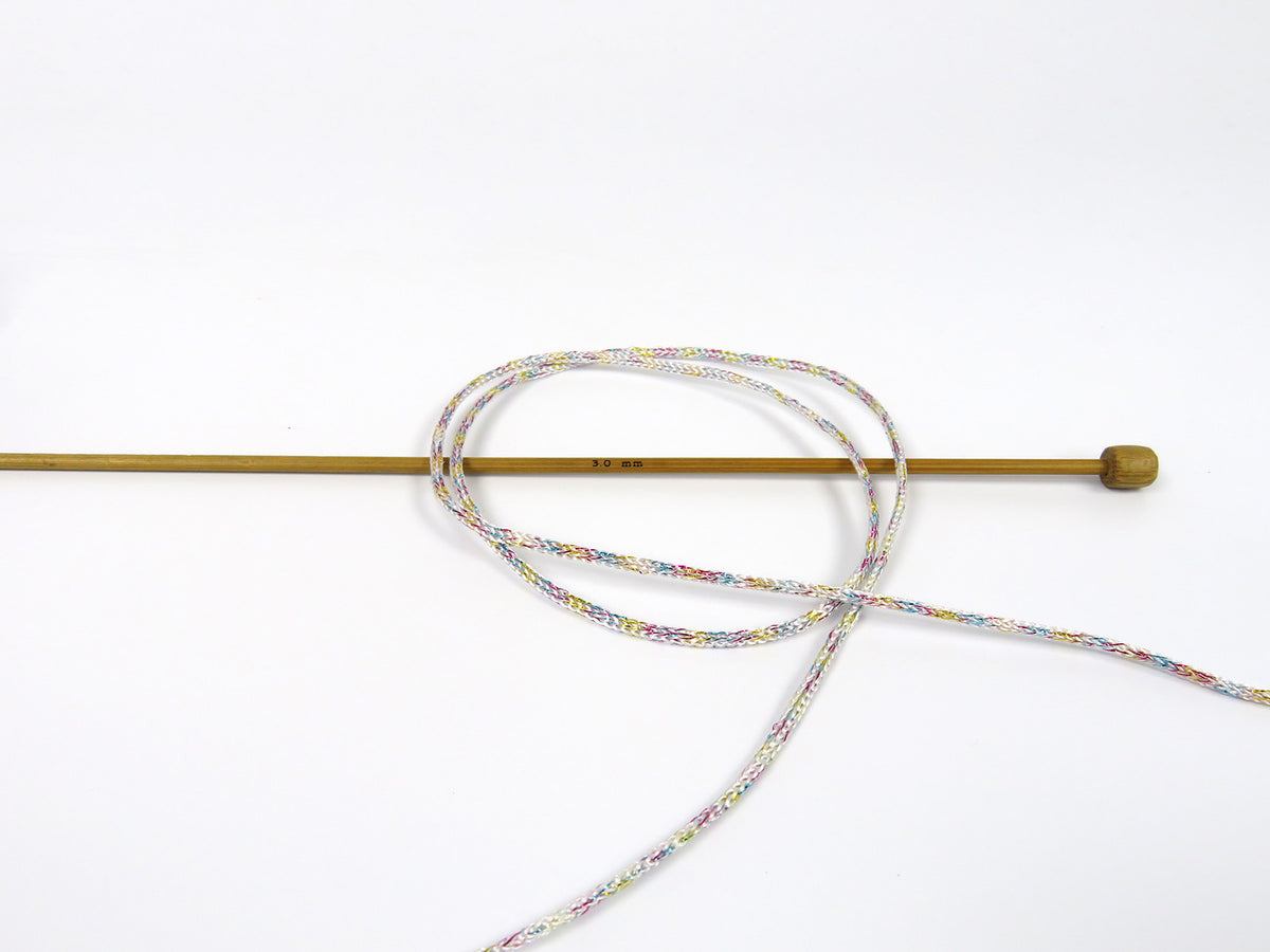 Macrame Bulky Glitz Multi Ecru, Irridescent fnt2-81236
