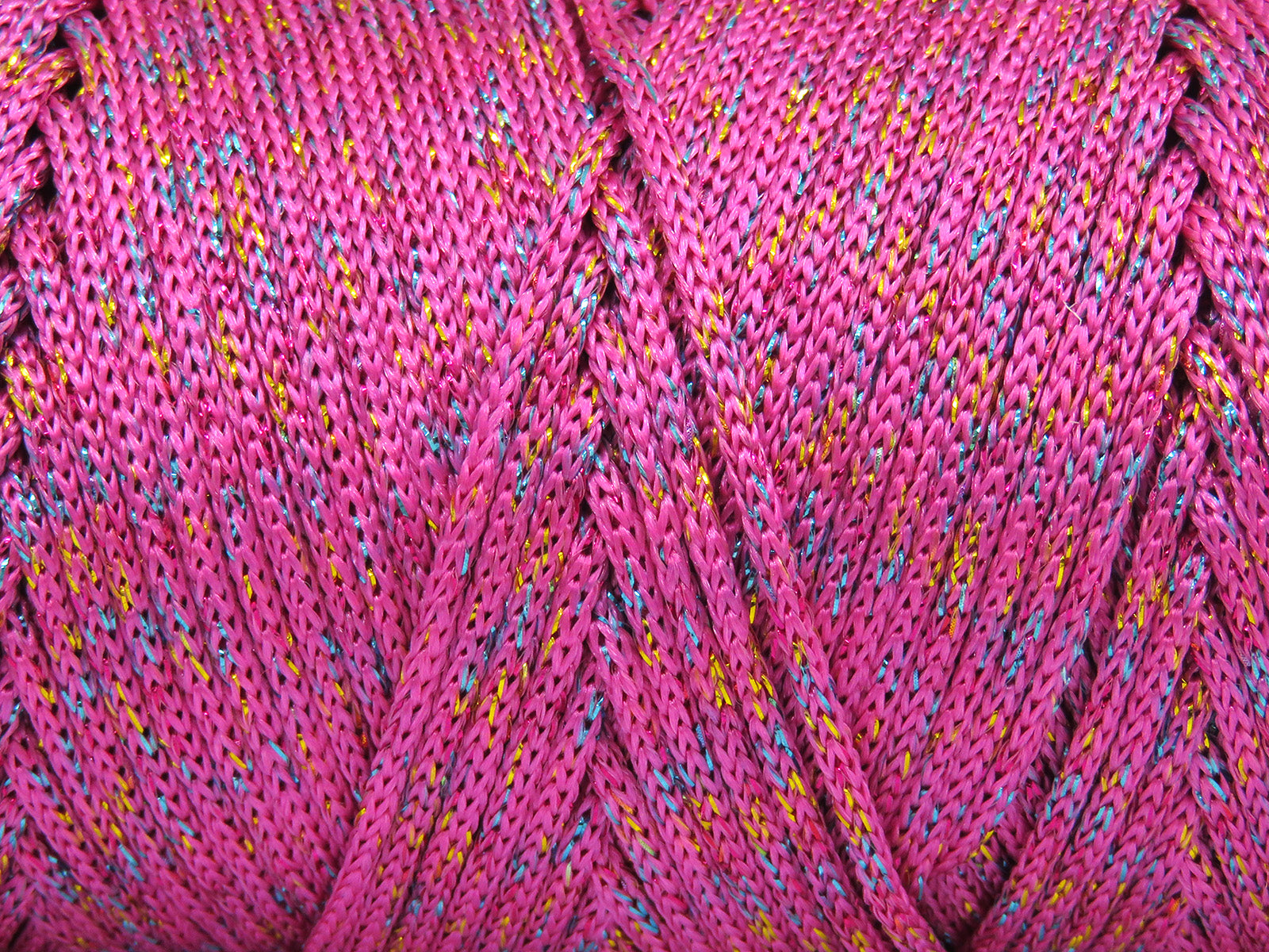 Macrame Bulky Glitz Multi Pink, Irridescent fnt2-81237