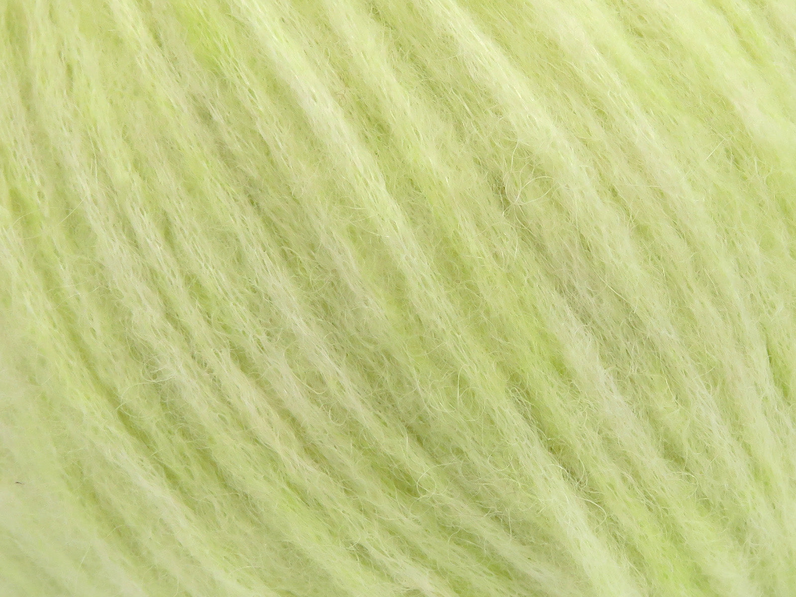 Baby Alpaca Air Light Green fnt2-81313