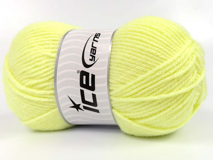 Favorite Lemon Yellow Worsted fnt2-81565