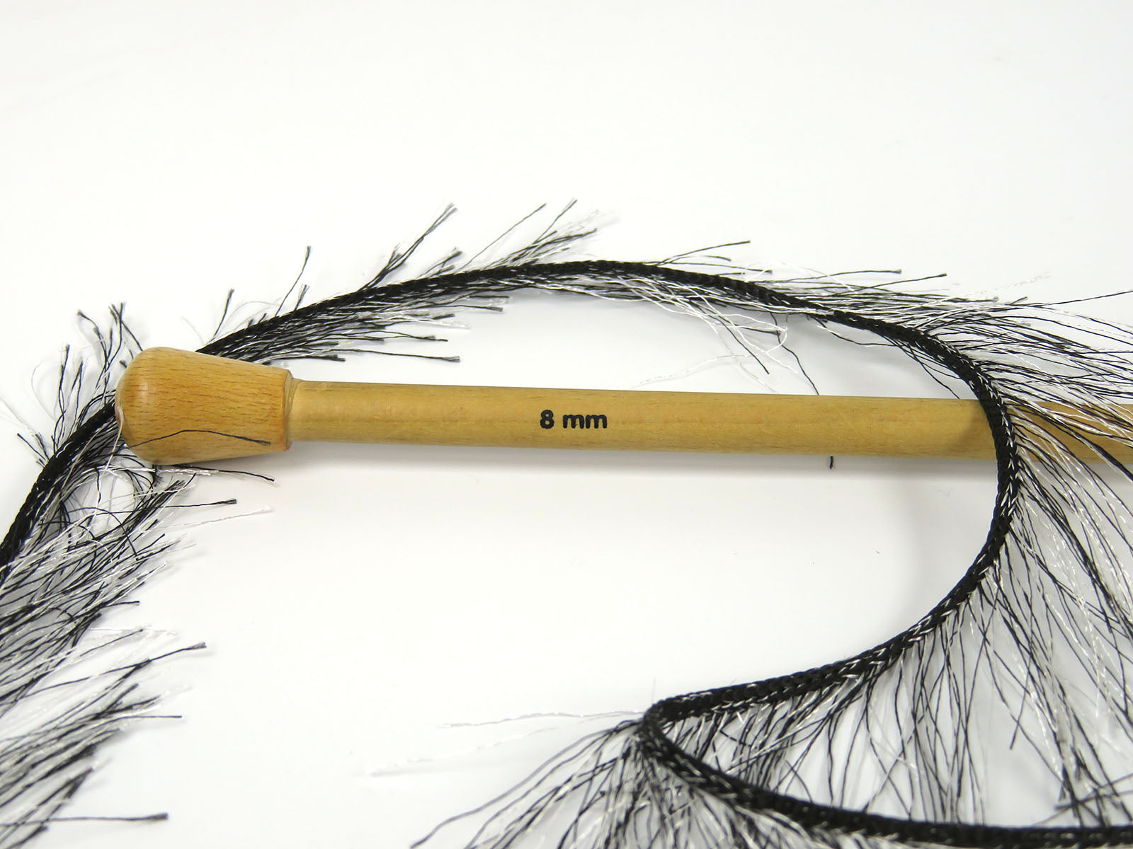 Eyelash Bulky Black, White Sku:fnt2-81823
