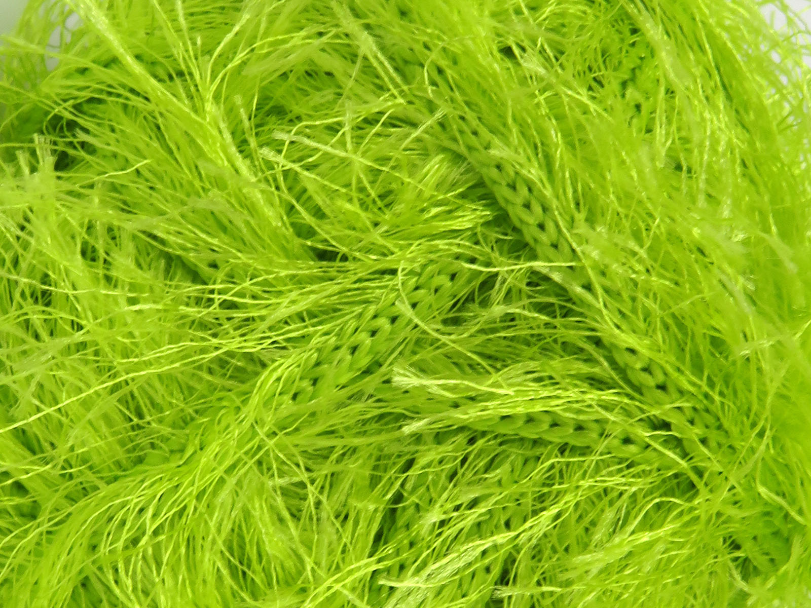 Eyelash Superbulky Pistachio Green Sku:fnt2-81875