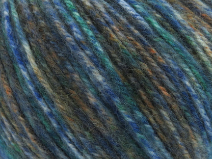 Wool Varicolor Worsted Blue Shades, Green, Brown, Gold fnt2-81950