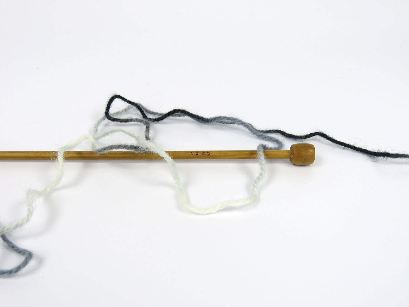 Wool Varicolor Worsted Black, White, Grey Shades fnt2-81958