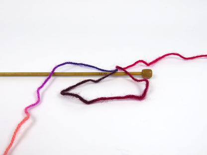 Wool Varicolor Worsted Burgundy Shades, Purple Shades, Pink Shades fnt2-81964