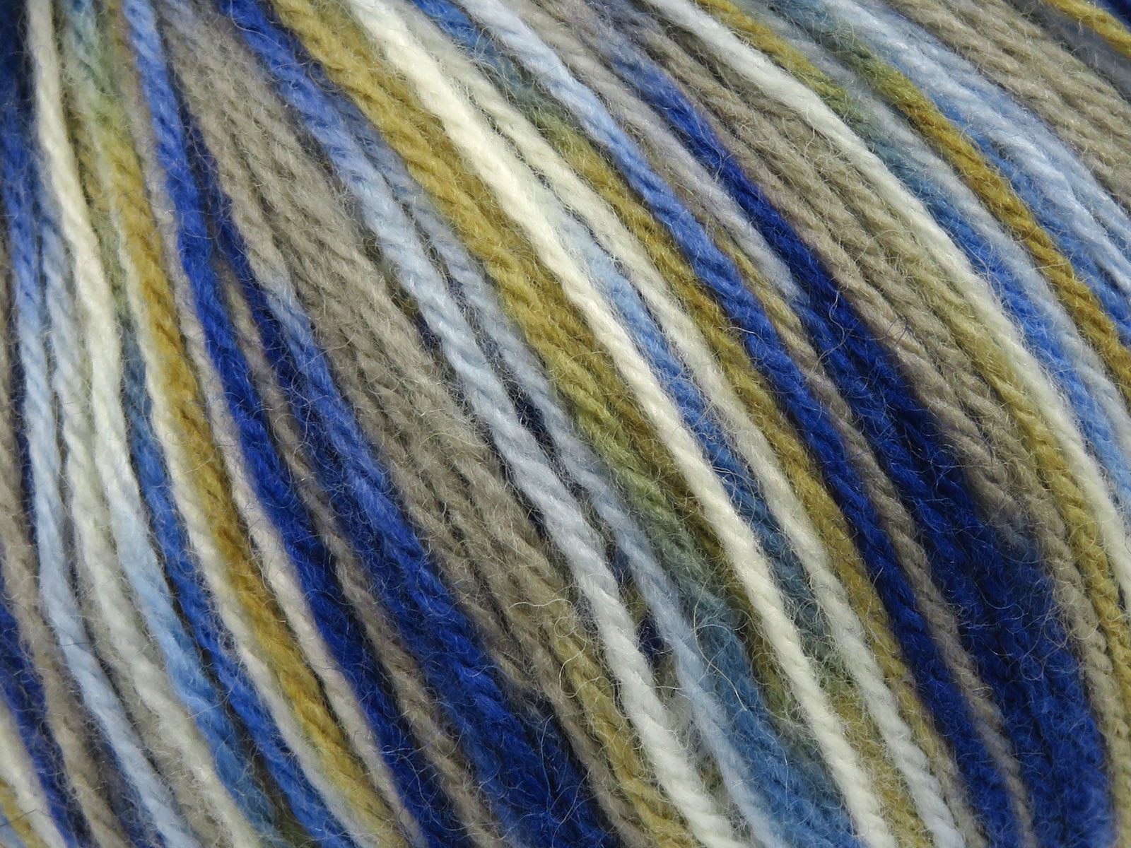 Wool Varicolor Worsted Blue Shades, Camel Shades, White fnt2-81970
