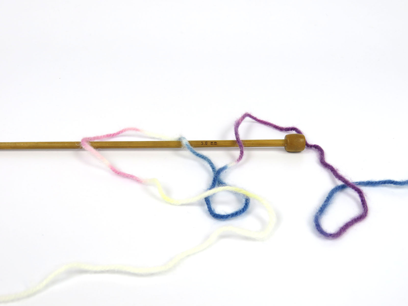 Wool Varicolor Worsted Blue Shades, Purple, Pink, Yellow, White fnt2-81971