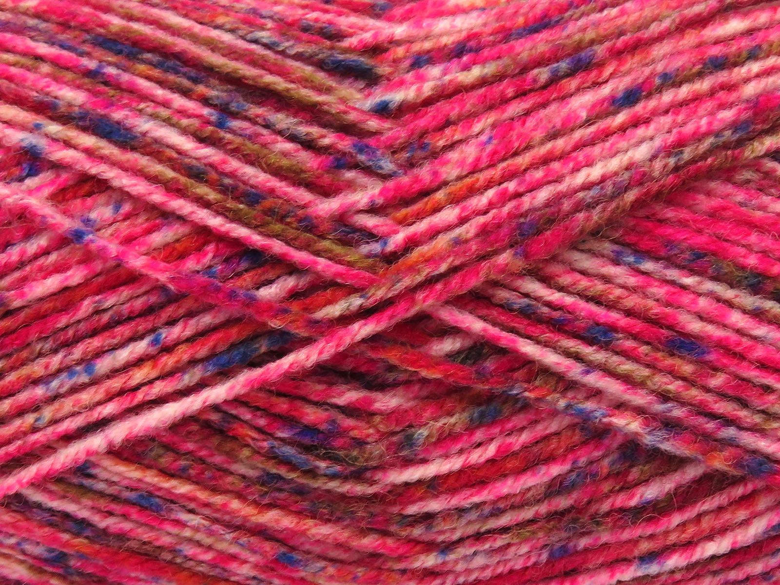 Wool Varicolor Light Pink Shades, Copper, Brown Shades, Blue Shades fnt2-82010